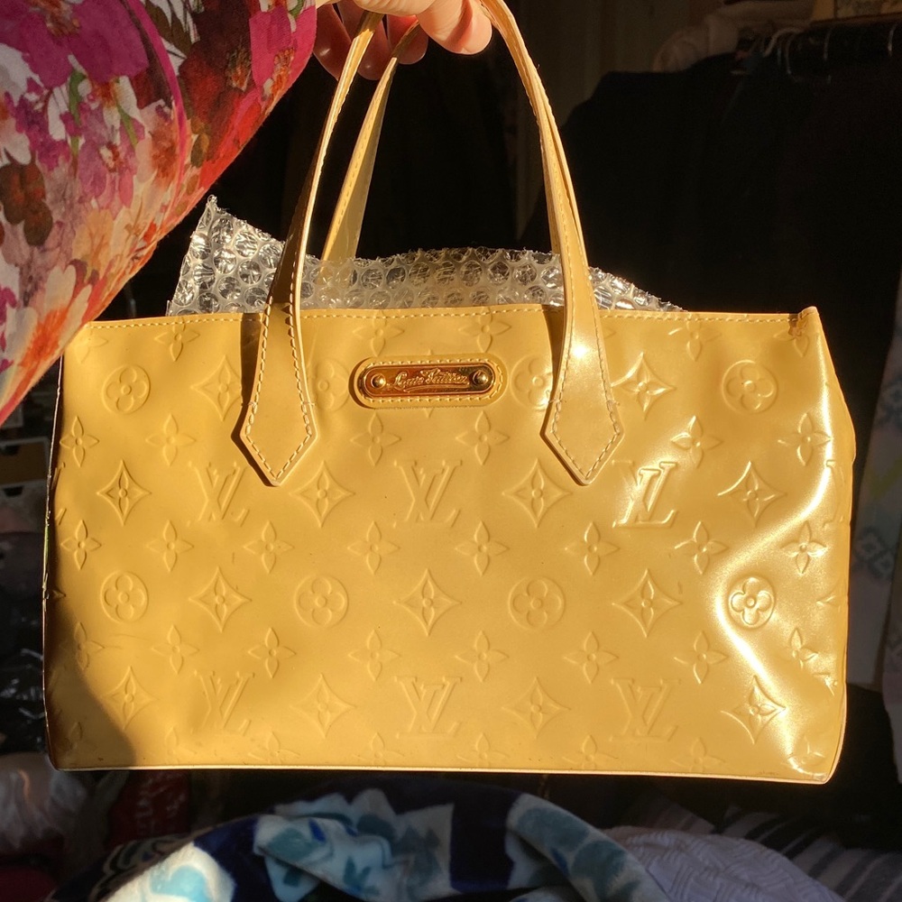Louis Vuitton Shiny Gold Monogram Satchel - Picture 5 of 14